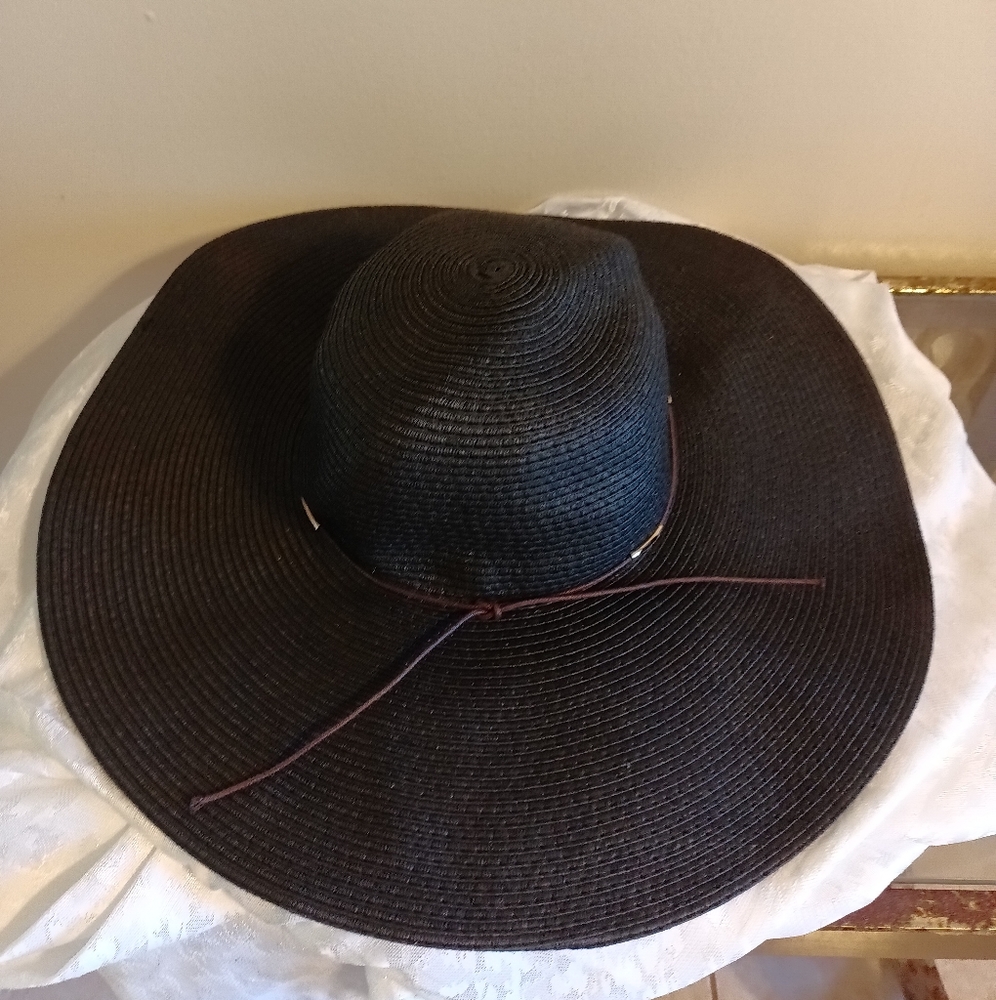 Large oversized black beach floppy hat